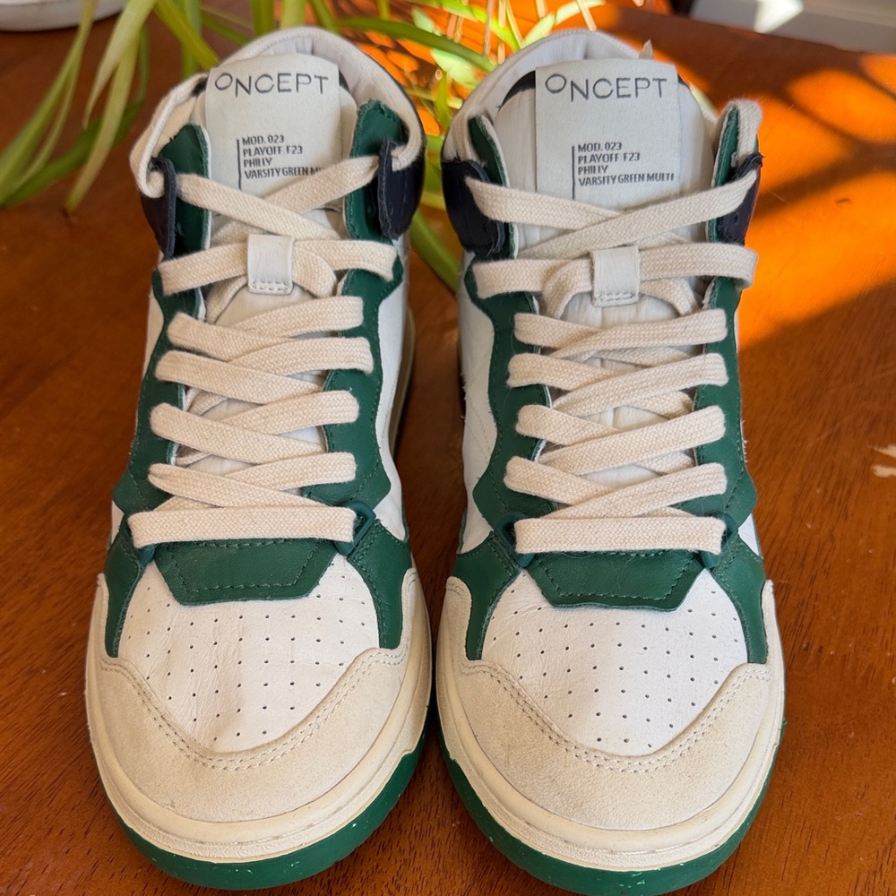 Oncept Playoff F23 Philly Mid Top Sneaker - varsity green multi leather